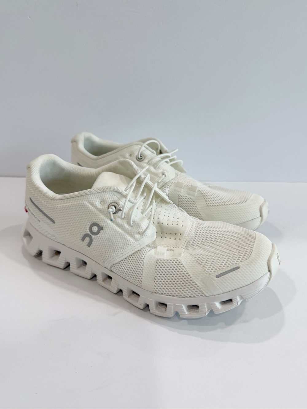 On Running Cloud 5 Women’s Slip On Shoes